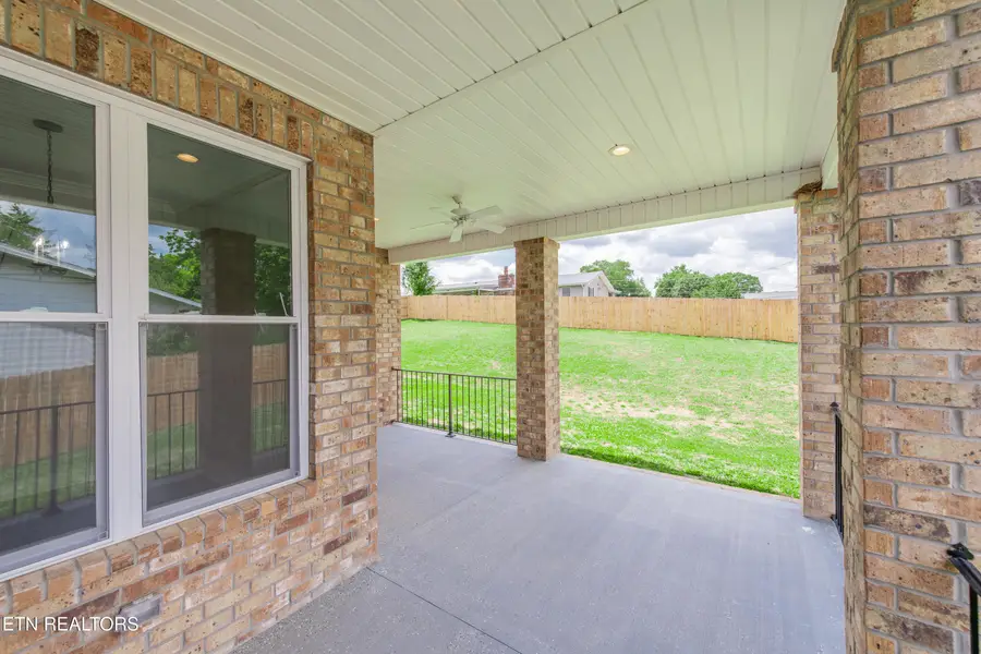 8017 Little Joe Rd, Powell, TN 37849 - #3