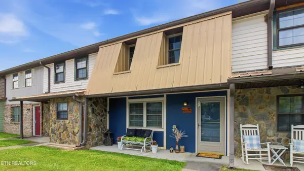 625 S Asbury Drive #APT 11, Pigeon Forge, TN 37863