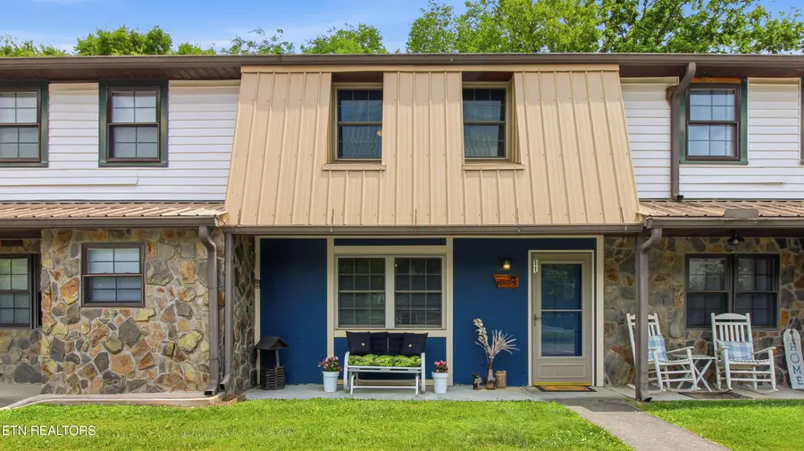 625 S Asbury Drive #APT 11, Pigeon Forge, TN 37863 - #2