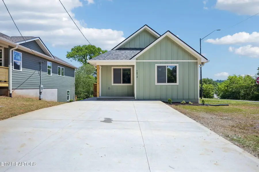 1614 Rugby Ave, Knoxville, TN 37920 - #2