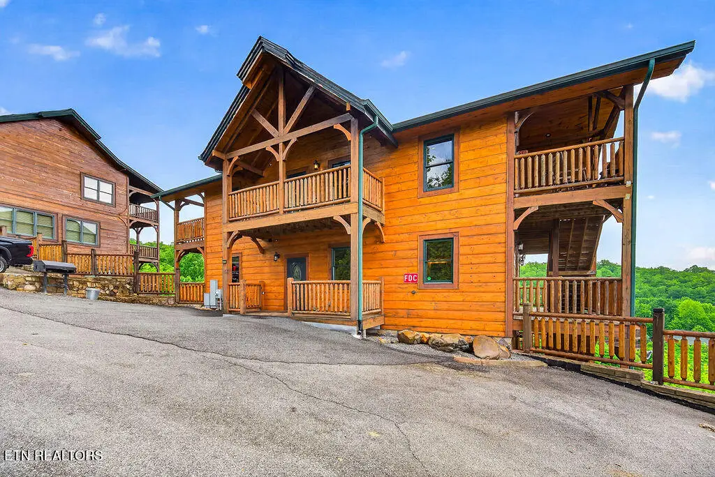 776 Mountain Stream Way, Gatlinburg, TN 37738 - #1