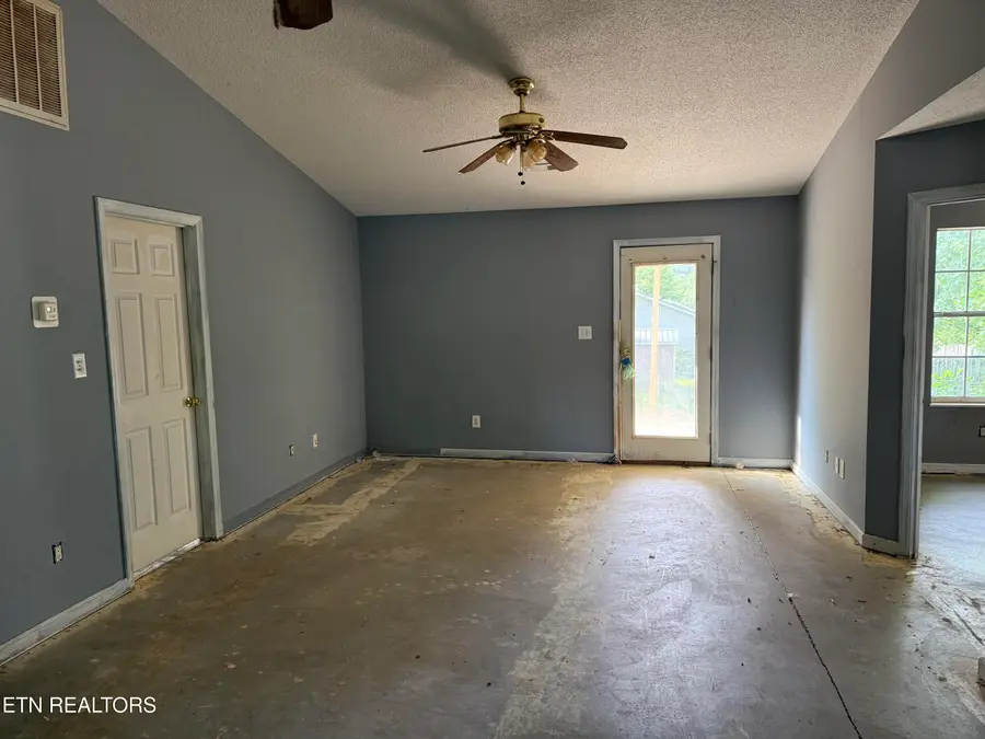 5900 David Johnson Rd, Knoxville, TN 37918 - #3