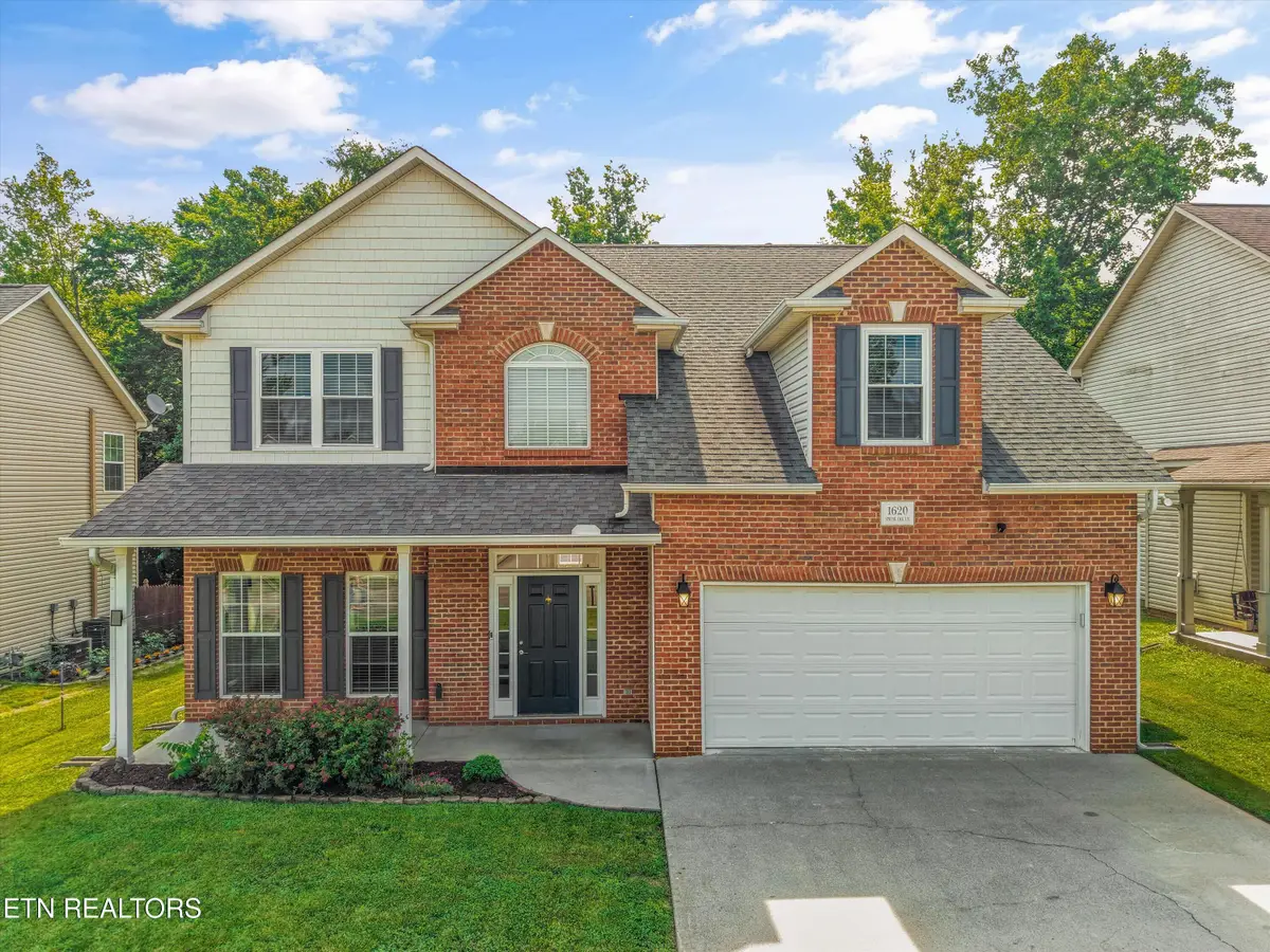 1620 Spring Oak Lane, Lenoir City, TN 37772 - #1