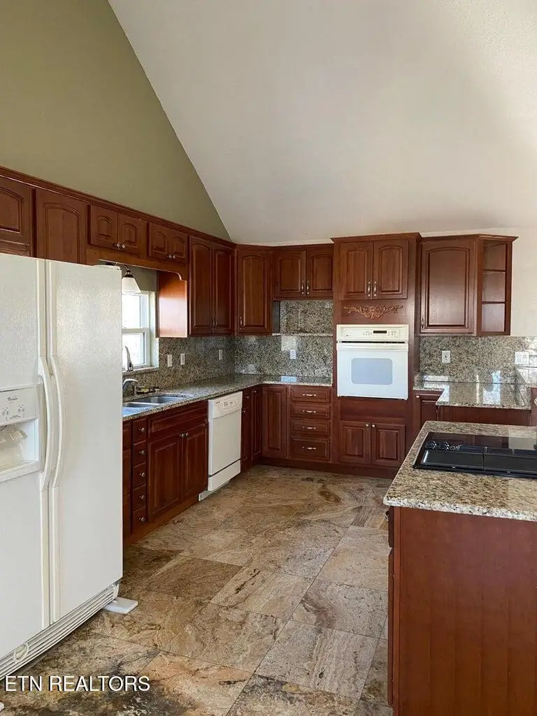 1581 Romary Rd, Dandridge, TN 37725 - #3