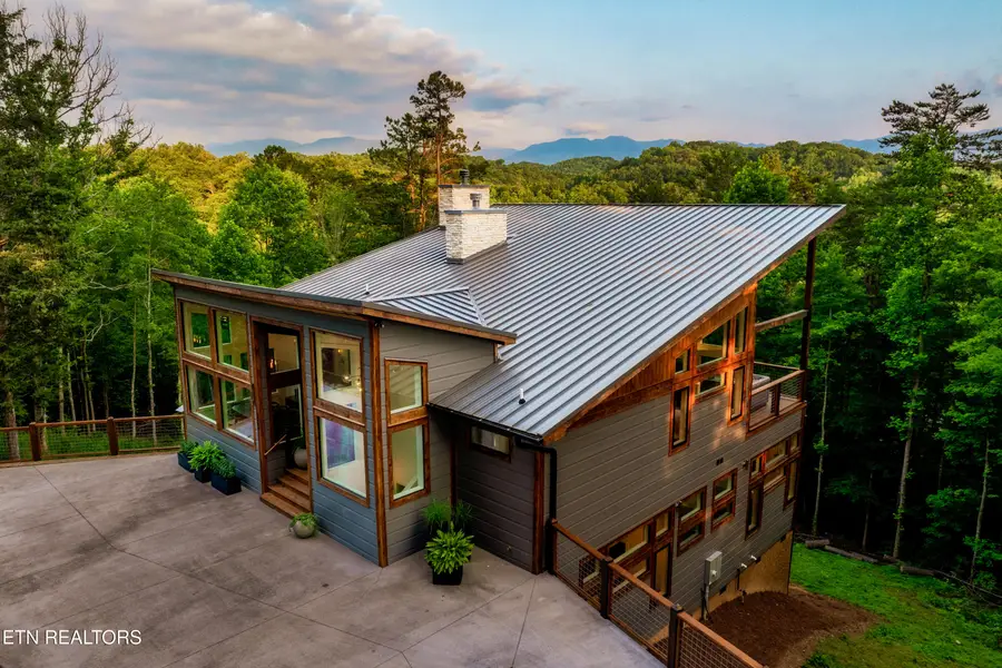 2234 Legend Drive, Sevierville, TN 37876 - #3