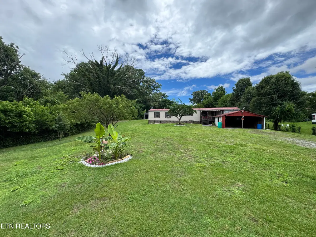 347 Depot St, Vonore, TN 37885 - #1