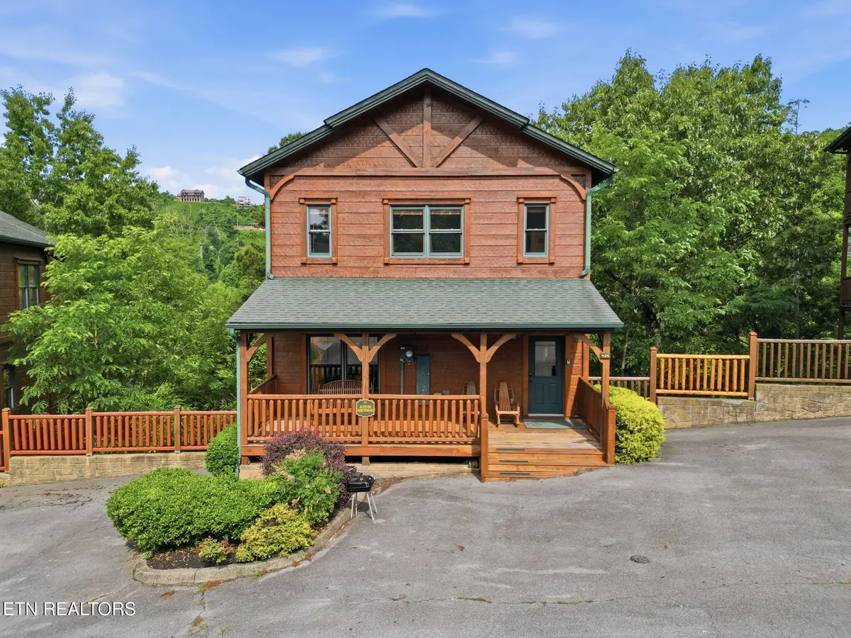 826 Great Smoky Way, Gatlinburg, TN 37738 - #1