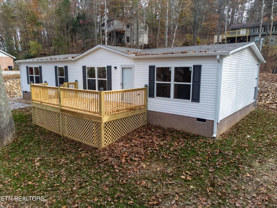 509 Lakewood Rd, Kingston, TN 37763 - #2