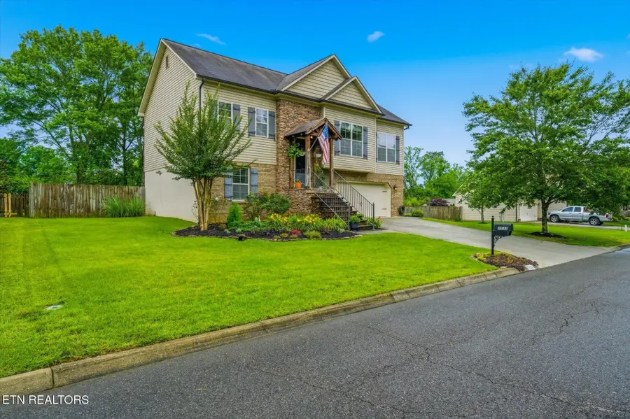 7133 Grizzly Creek Lane, Powell, TN 37849 - #2