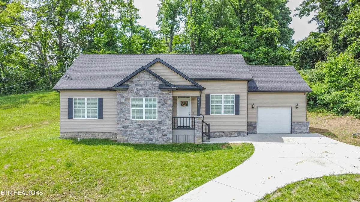 524 Westbury Drive, Clinton, TN 37716 - #1