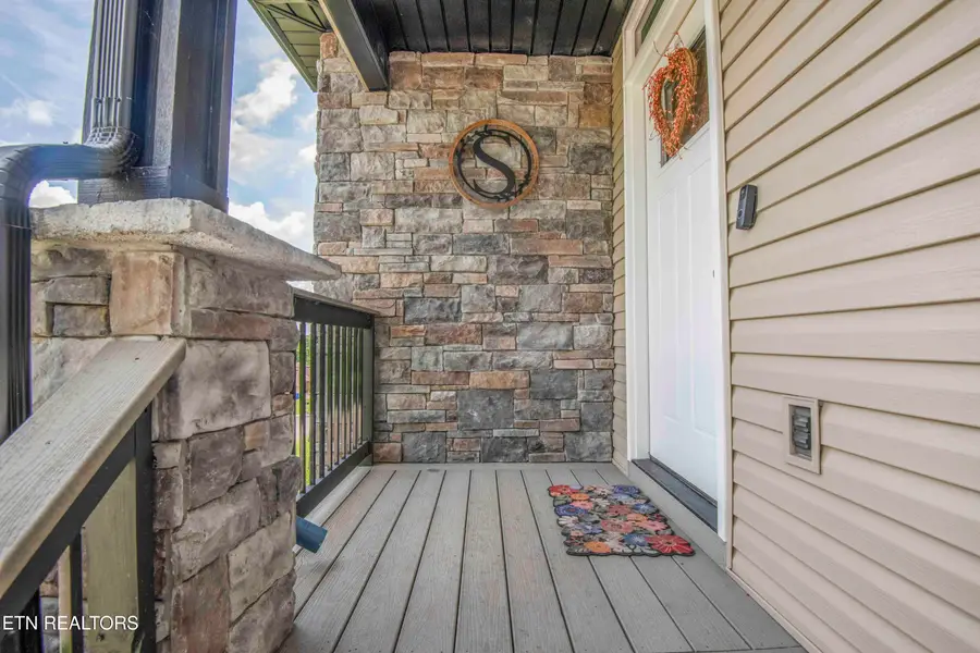 524 Westbury Drive, Clinton, TN 37716 - #3