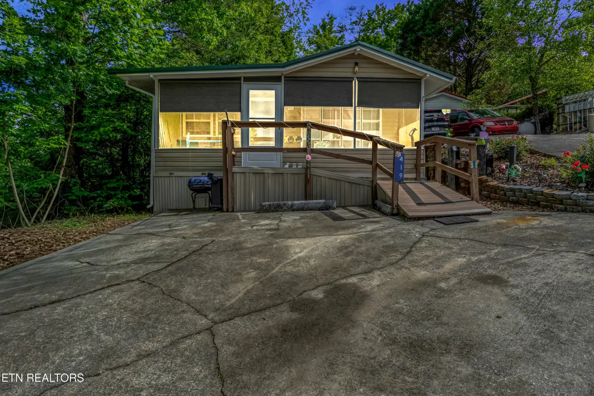 419 Mountain Thrush Drive, Townsend, TN 37882 - #1
