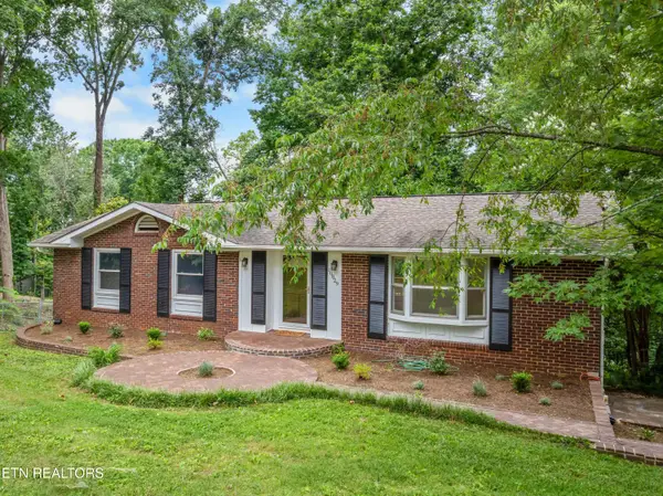 10829 Sonja Drive, Knoxville, TN 37934