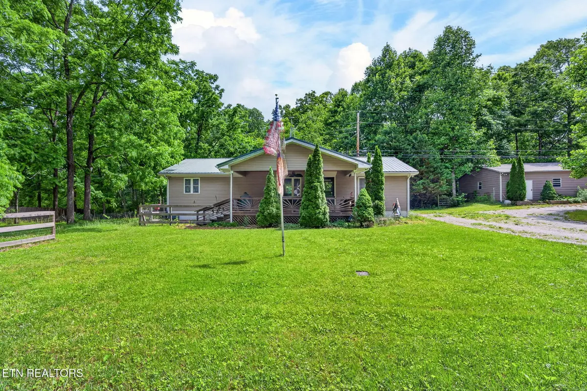 548 Lantana Firetower Rd, Crossville, TN 38572 - #1