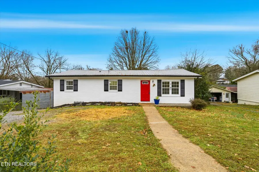 425 Cumberland Ave, Athens, TN 37303 - #2