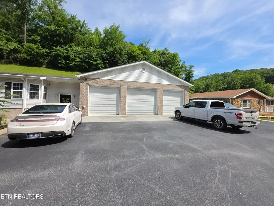 2953 U.s. 119, Pineville, KY 40977 - #3