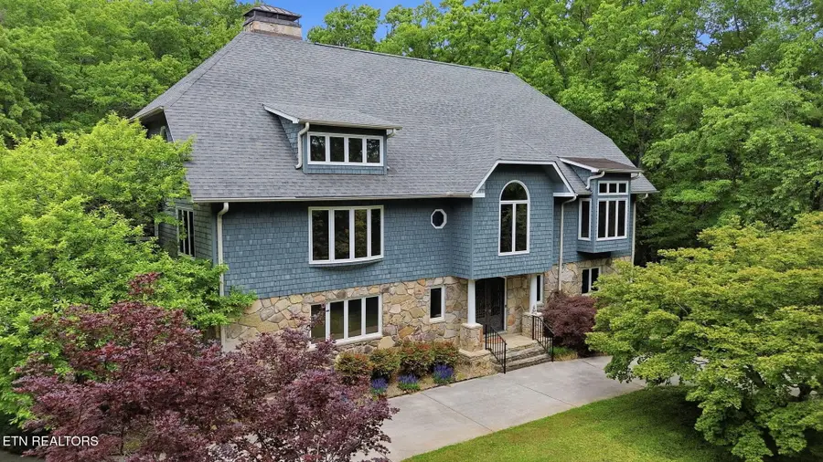 9109 Lynnwood Lane, Rockford, TN 37853 - #2