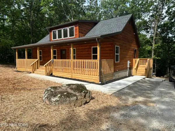 2377 Porch Rock Rd, Pikeville, TN 37367