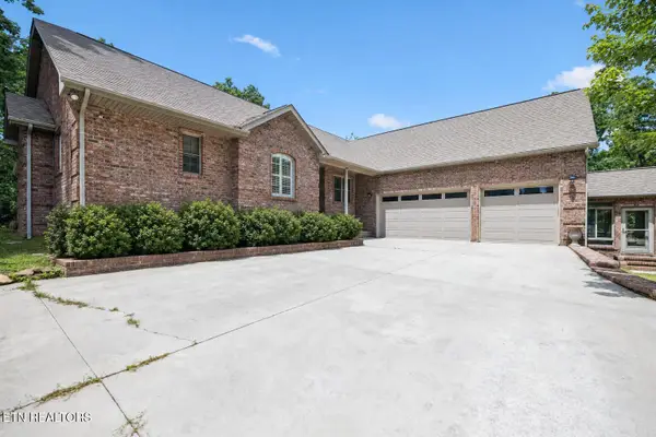 54 Fairway Court, Crossville, TN 38571