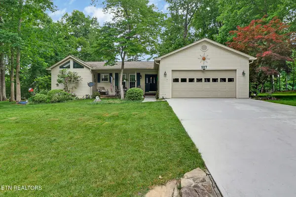 227 Lakeview Drive, Crossville, TN 38558