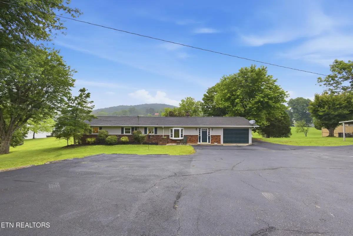 102 Coffey Circle, Rockwood, TN 37854 - #1