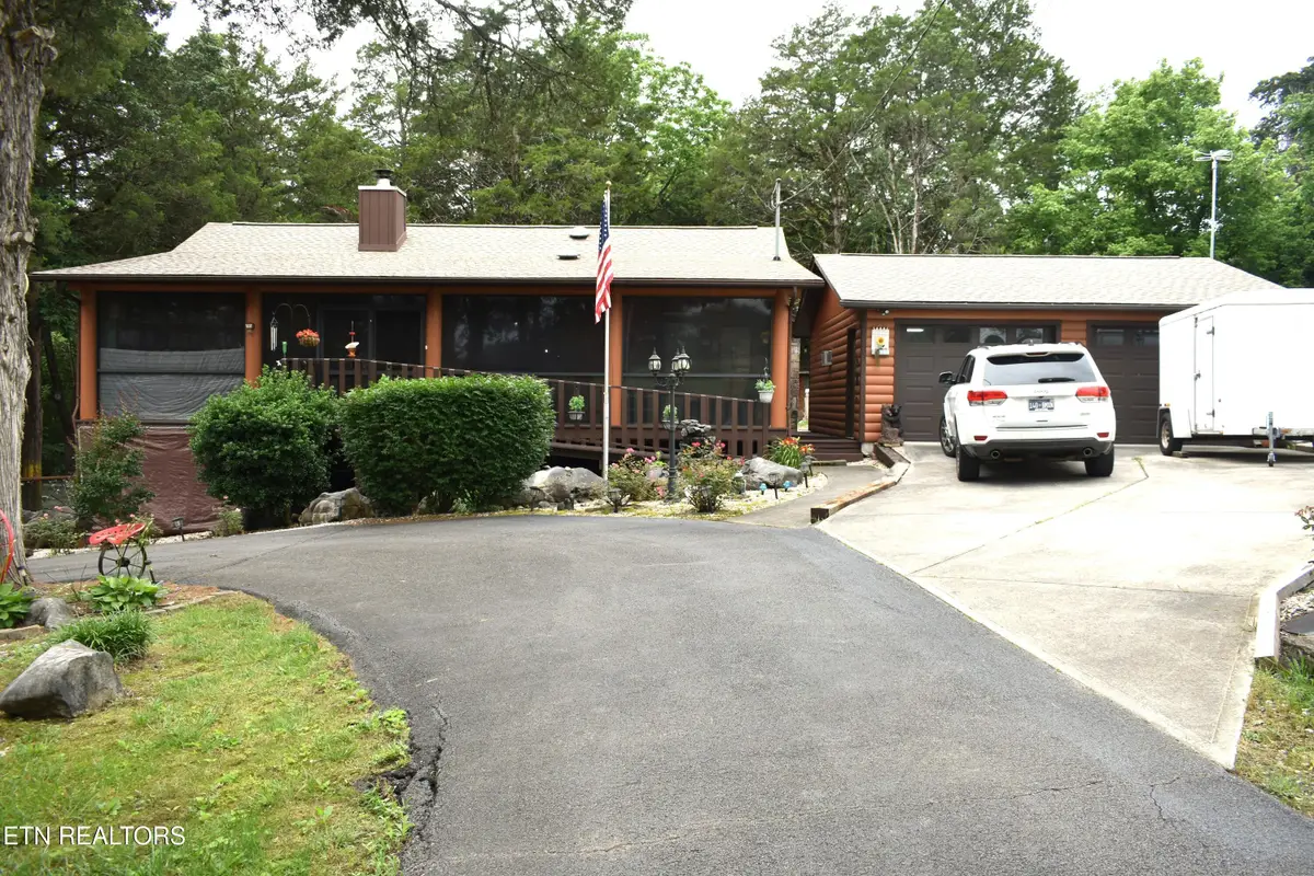 2470 E Walnut Grove Rd, Sevierville, TN 37876 - #1