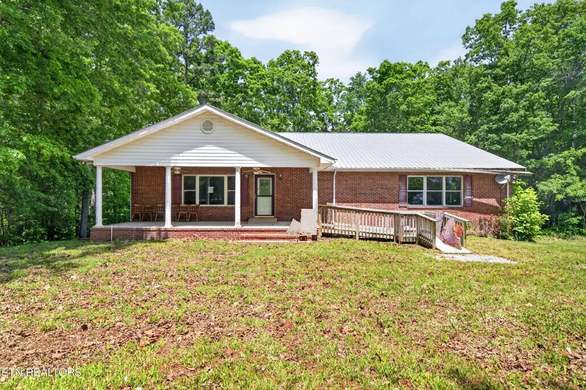 1161 Charlie Doss Rd, Jamestown, TN 38556 - #1