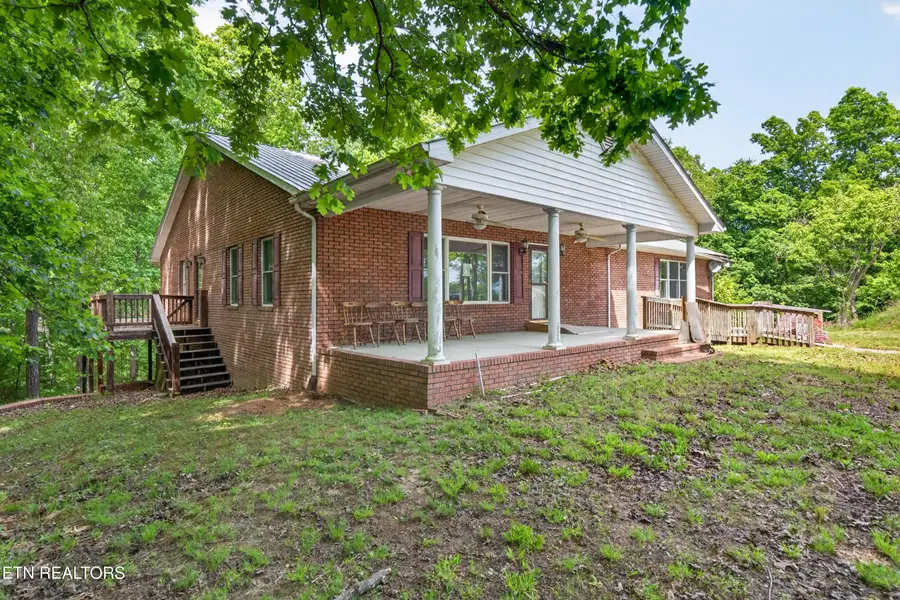 1161 Charlie Doss Rd, Jamestown, TN 38556 - #2
