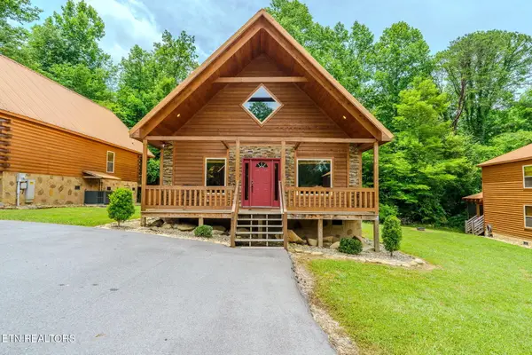 3606 Parkland Way, Gatlinburg, TN 37738
