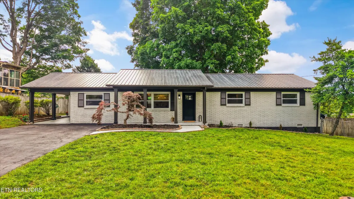 3420 Burwood Rd, Knoxville, TN 37921 - #1