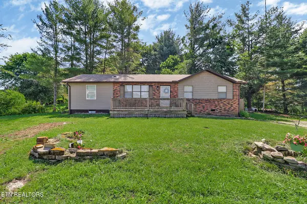 730 Iris Ave, Jamestown, TN 38556