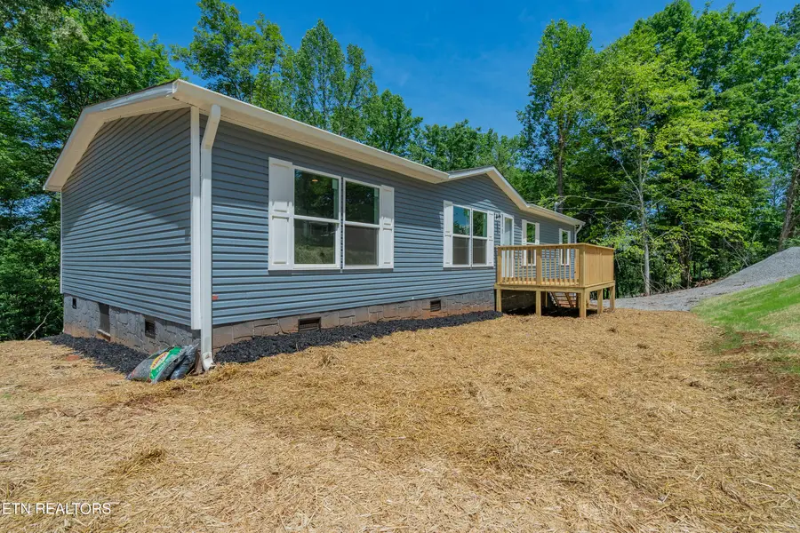 523 Smokey Drive, Loudon, TN 37774 - #2