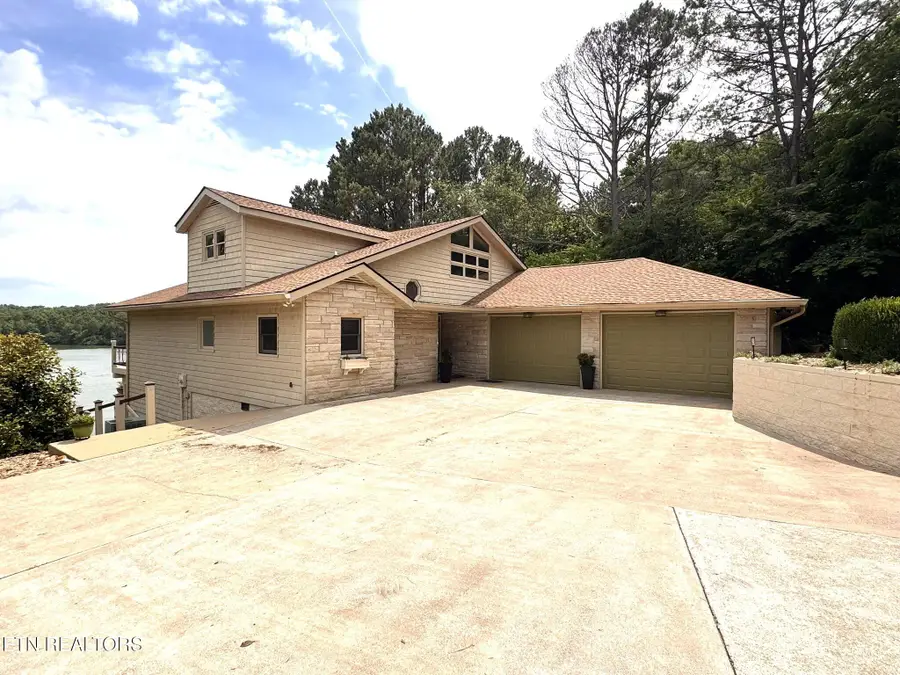 332 Southshore Drive, Greenback, TN 37742 - #2