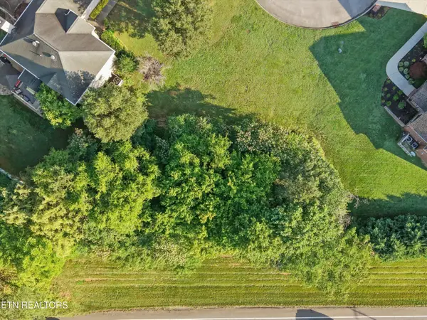 1915 Dobson Park Lane, Knoxville, TN 37922