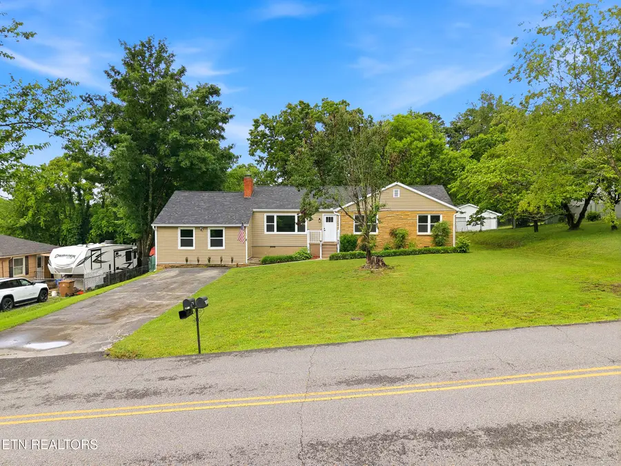 2501 Pleasant View Rd, Knoxville, TN 37914 - #2