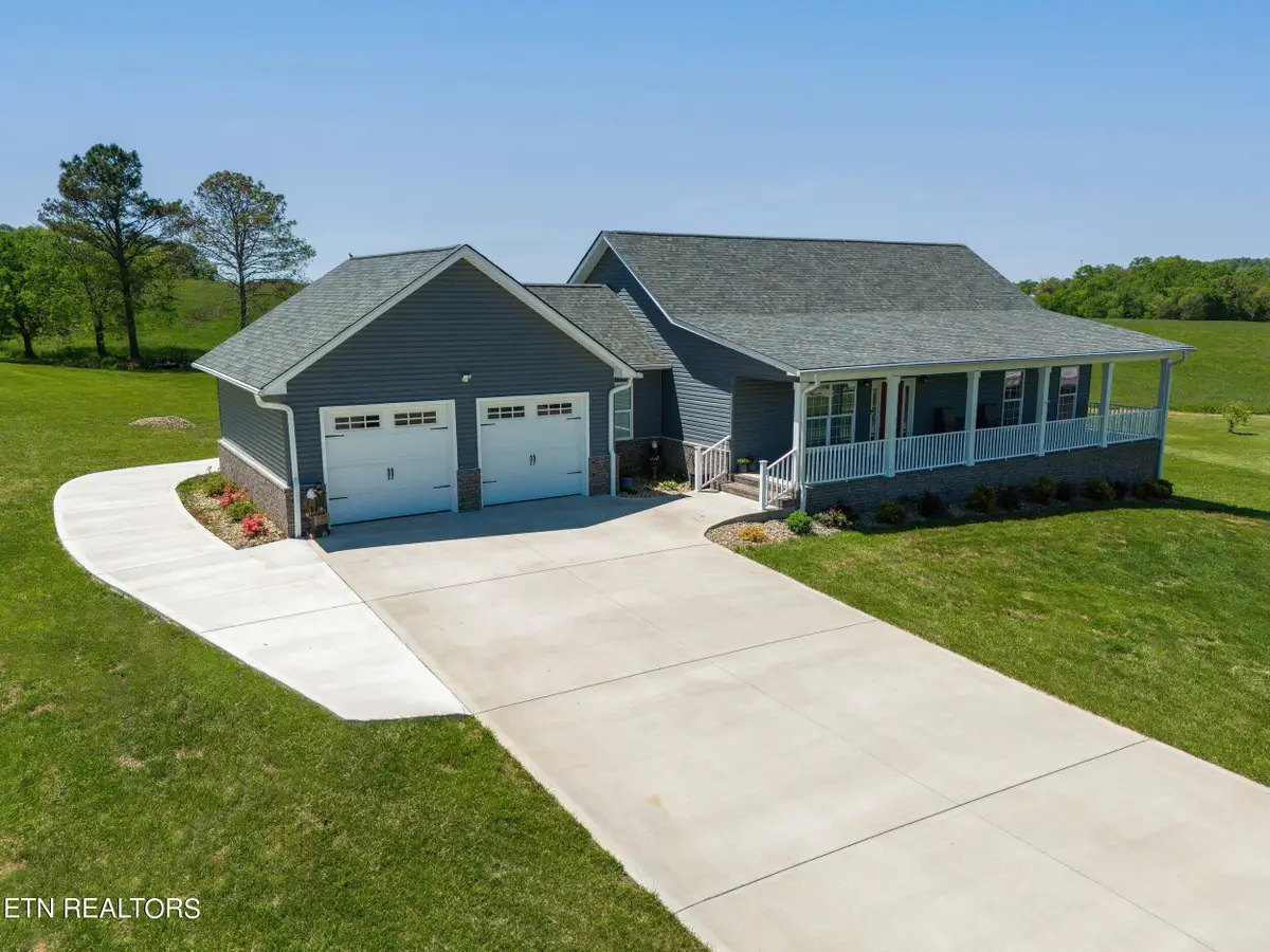 158 Old Hickory Circle, Madisonville, TN 37354 - #1