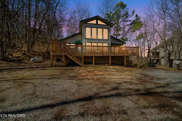 1664 Arbon Court, Gatlinburg, TN 37738