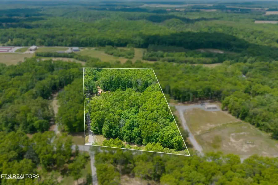 833 Little Hurricane Lane, Monterey, TN 38574 - #2