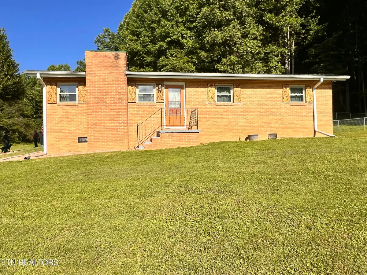 4040 Trail Hollow Rd, Cosby, TN 37722 - #1