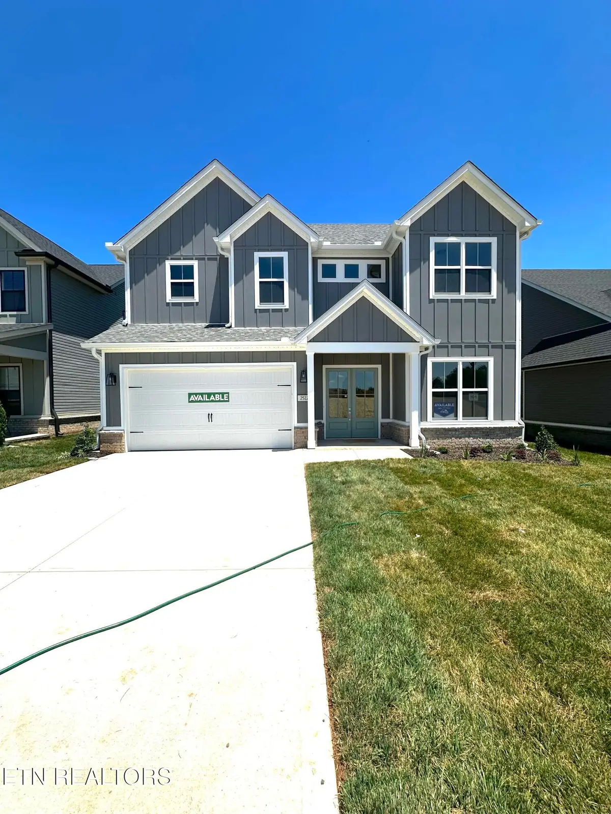 2512 Maroon Bells Rd, Knoxville, TN 37932 - #1