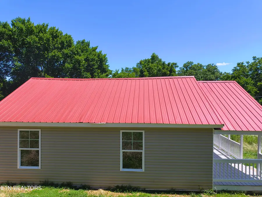 6915 Wood Rd, Corryton, TN 37721 - #3