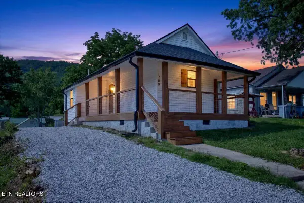 709 E Ash St, LaFollette, TN 37766