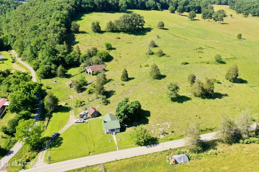 3956 Mulberry Gap Rd, Sneedville, TN 37869 - #3