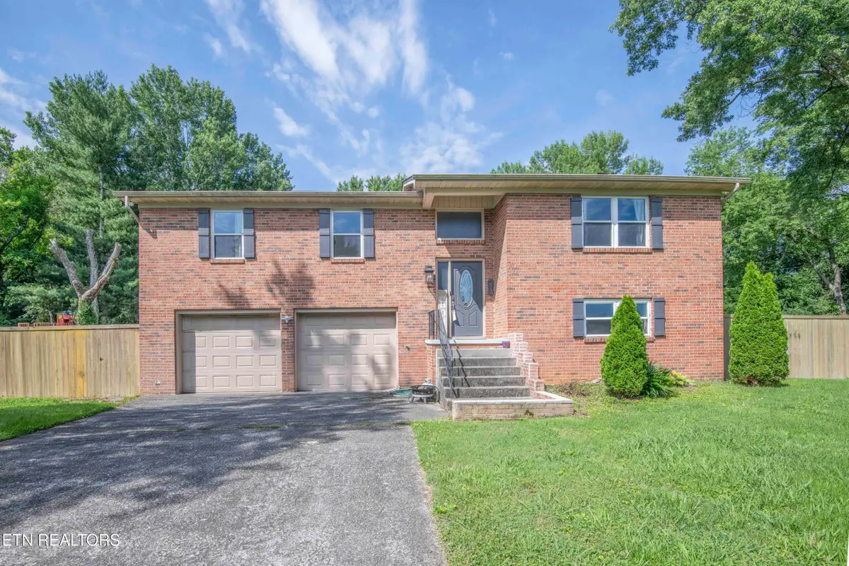 214 Luther Jackson Drive, Maryville, TN 37804 - #1