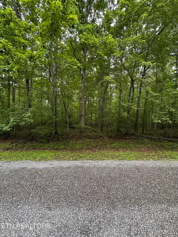 935 Veho Circle, Crossville, TN 38572