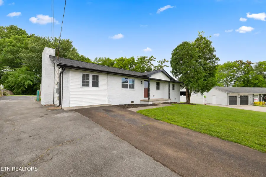 137 Amesbury Rd, Knoxville, TN 37934 - #2