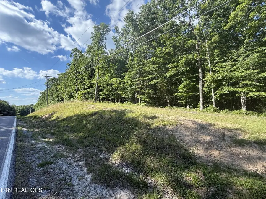 664 Catoosa Blvd, Crossville, TN 38558 - #2
