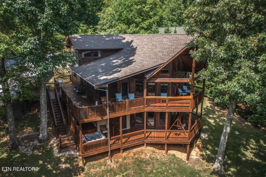 3103 Perry Circle Lane, Sevierville, TN 37862 - #2