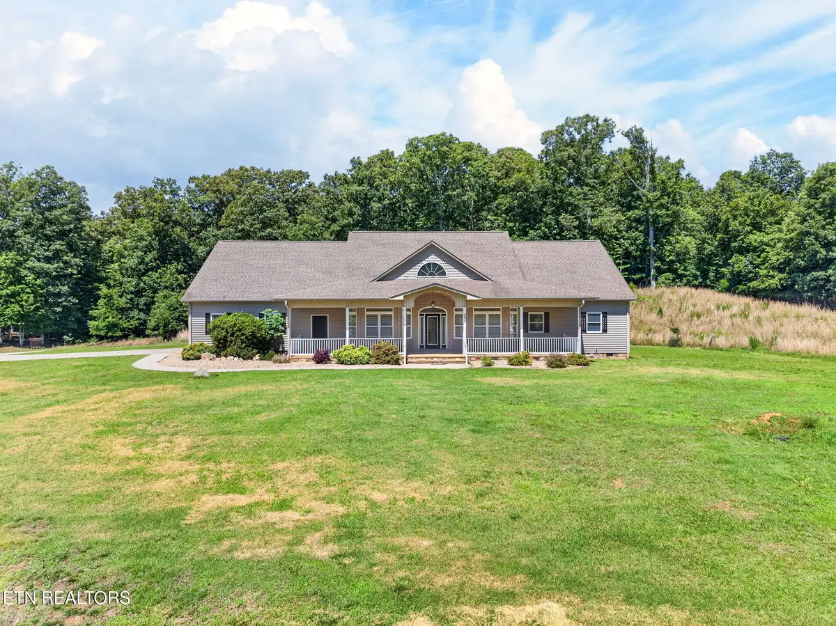 371 Pin Oak Drive, Rockwood, TN 37854 - #1
