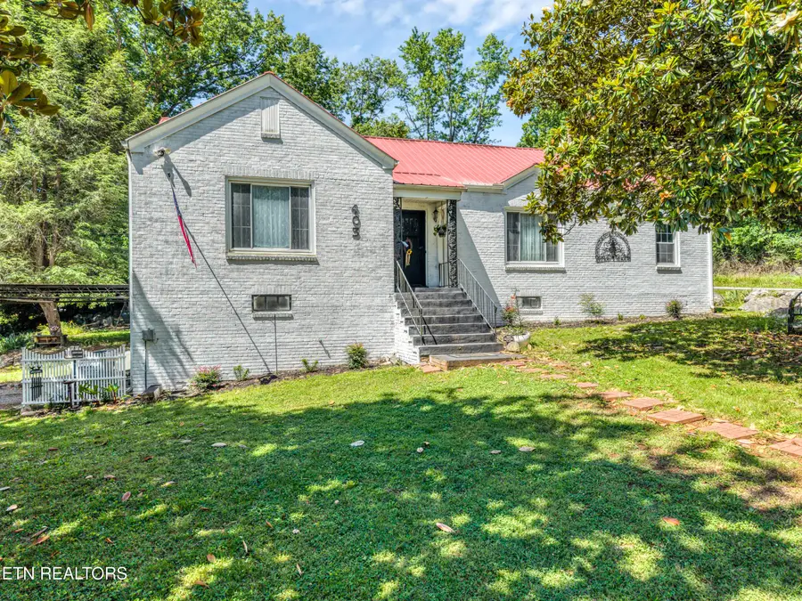 403 Rose Ave, Alcoa, TN 37701 - #3